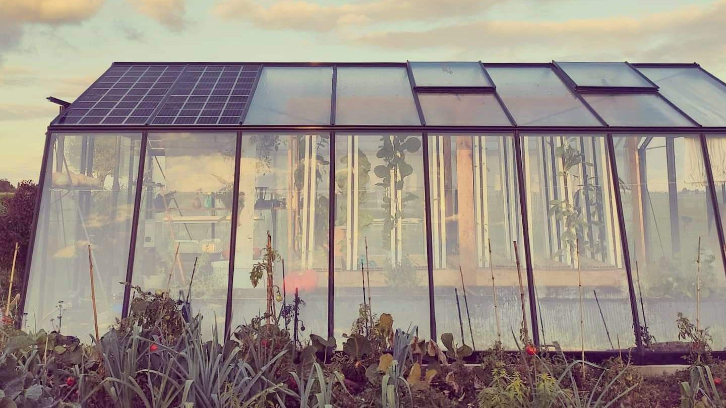 Panneaux solaires : un kit à monter soi-même dans son jardin chez